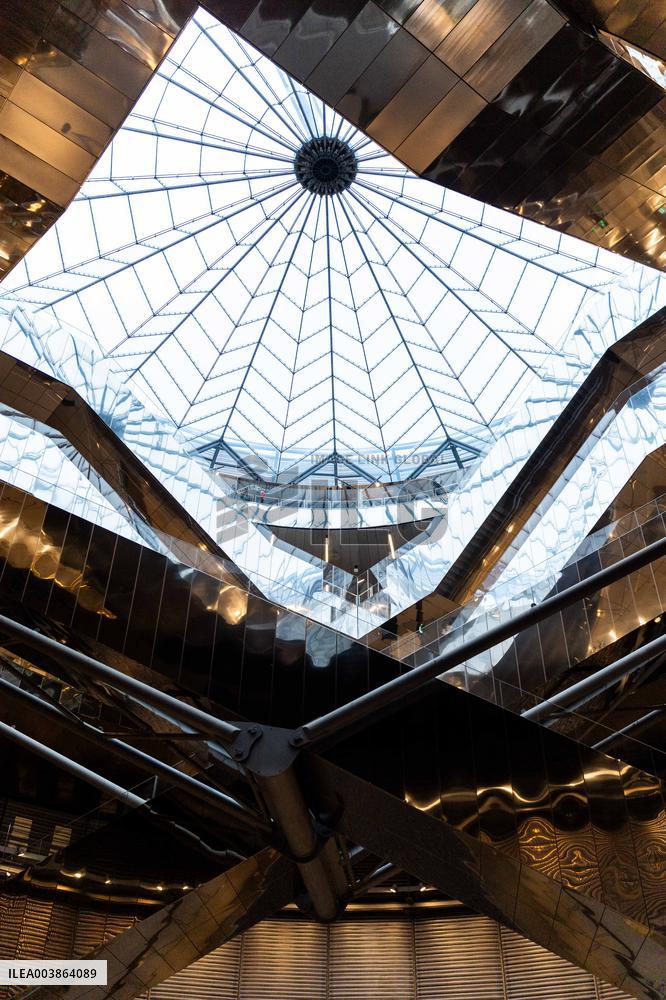 Illustration of the Parisian metro station Villejuif Gustave Roussy - Villejuif AJ