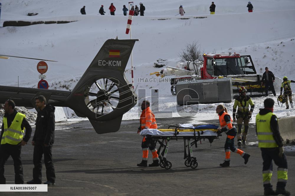 Ski Lift Collapse In Spain Injures At Least 30 People - Spain