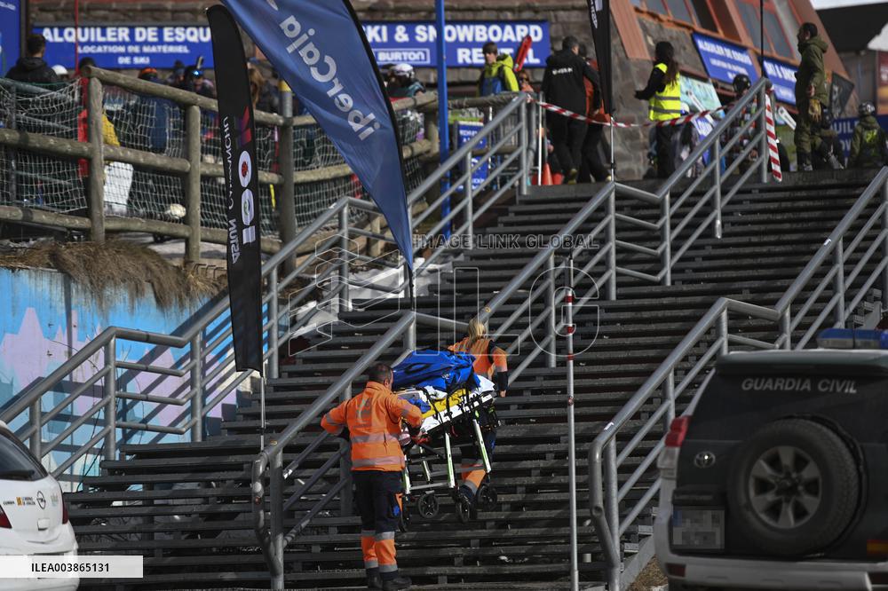 Ski Lift Collapse In Spain Injures At Least 30 People - Spain