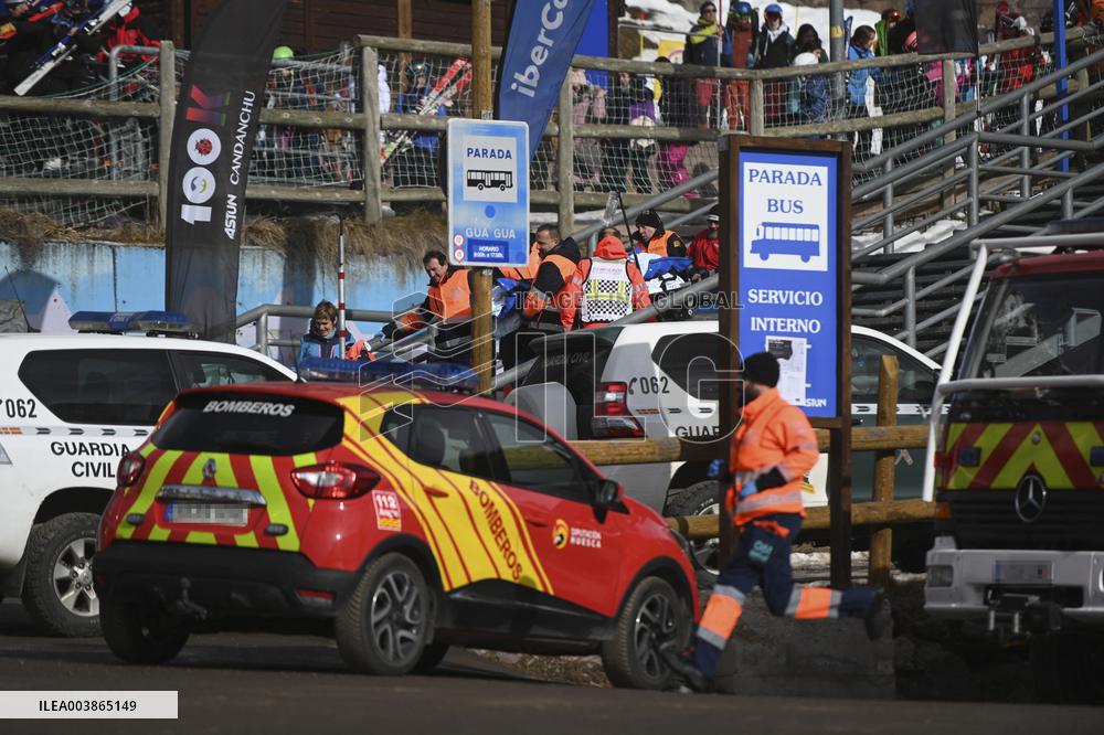 Ski Lift Collapse In Spain Injures At Least 30 People - Spain