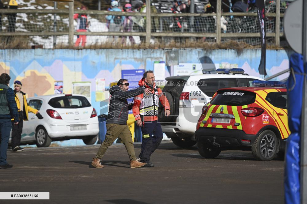 Ski Lift Collapse In Spain Injures At Least 30 People - Spain