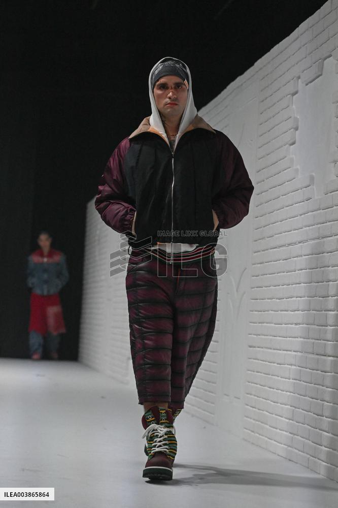 MFW - PDF Runway