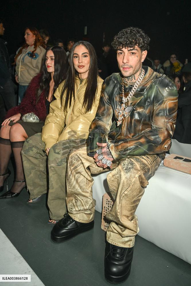 MFW - PDF Front Row