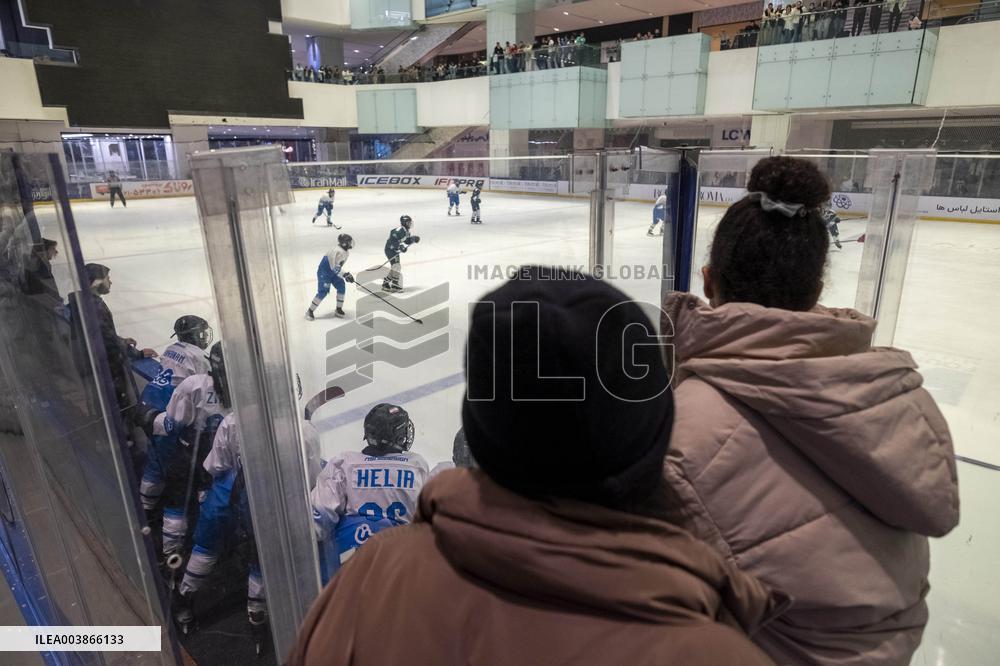 Iranian Sportswomen And The Ice Hockey Premier League