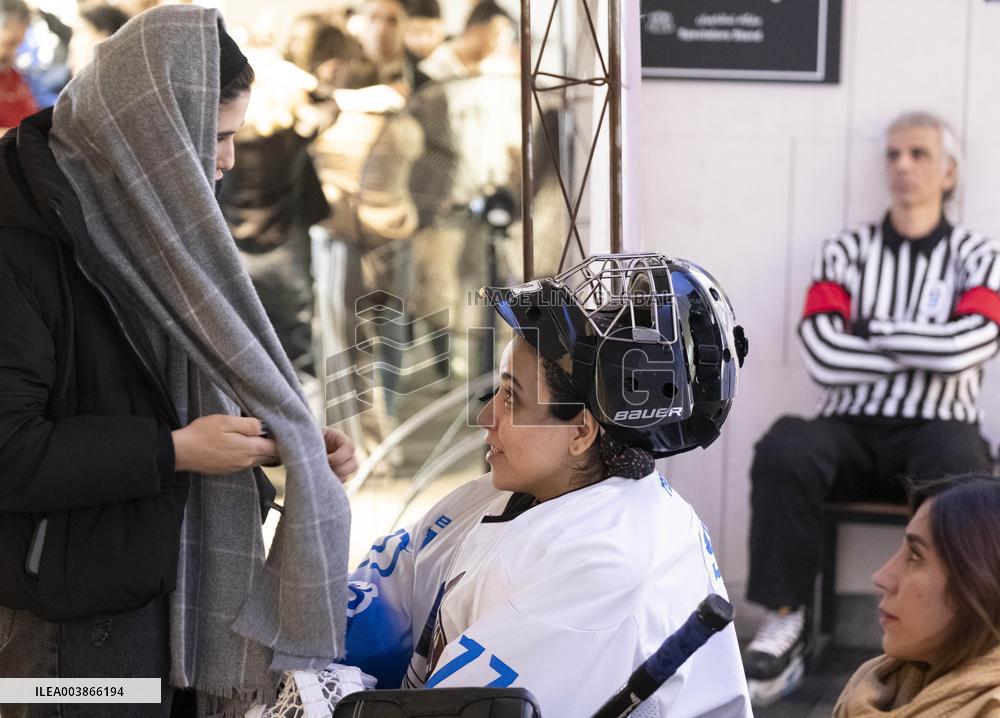Iranian Sportswomen And The Ice Hockey Premier League