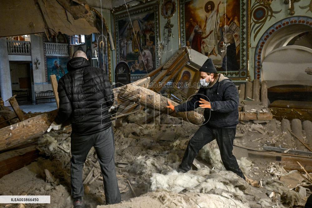 Russian troops launch missile attack at Zaporizhzhia