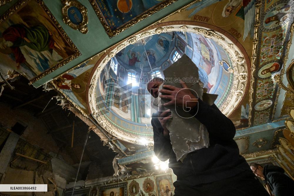 Russian troops launch missile attack at Zaporizhzhia