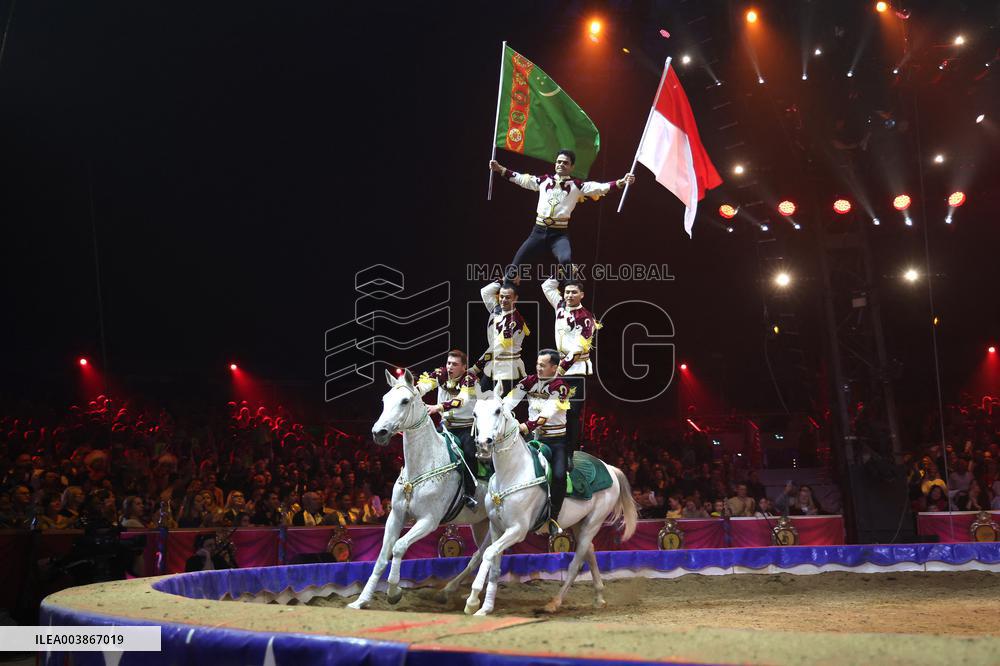 NO TABLOIDS: 47th International Circus Festival -Monte-Carlo