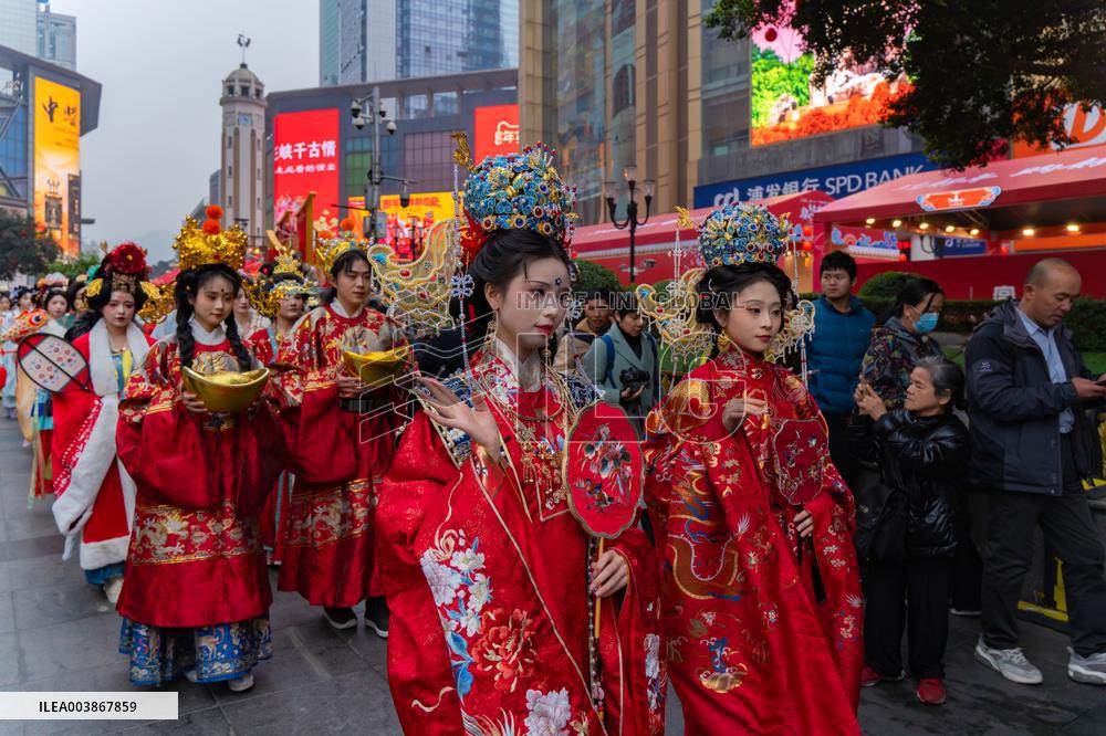 Hanfu Parade in Chongqing