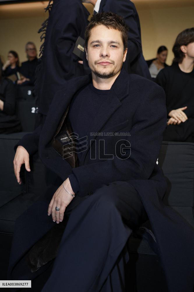 MFW - Emporio Armani Front Row