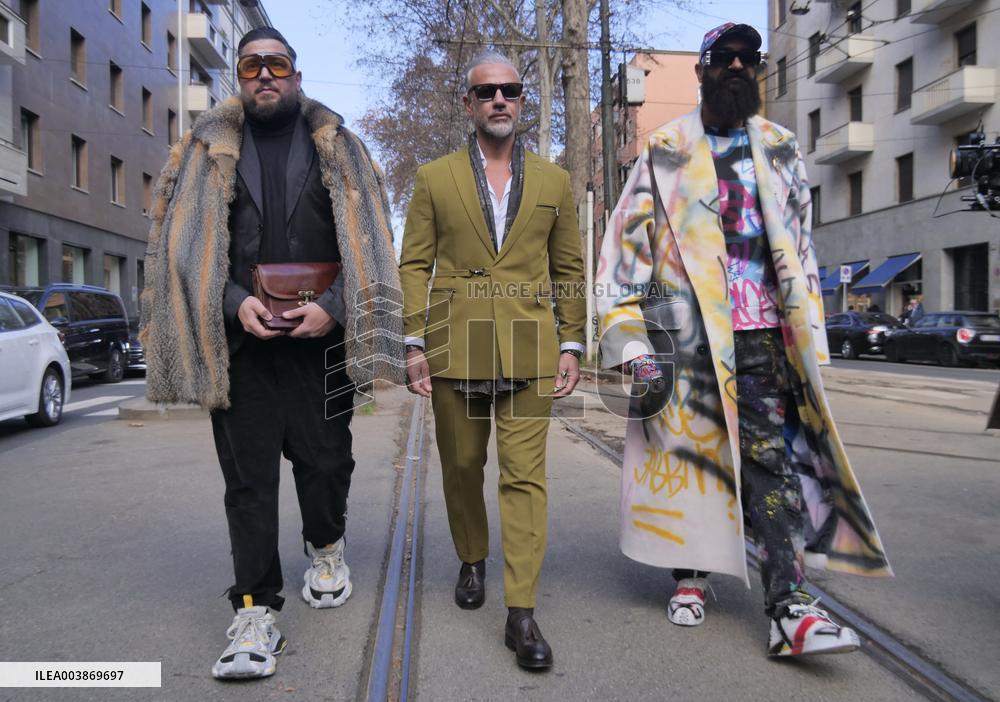 MFW - Dolce & Gabbana Street Style