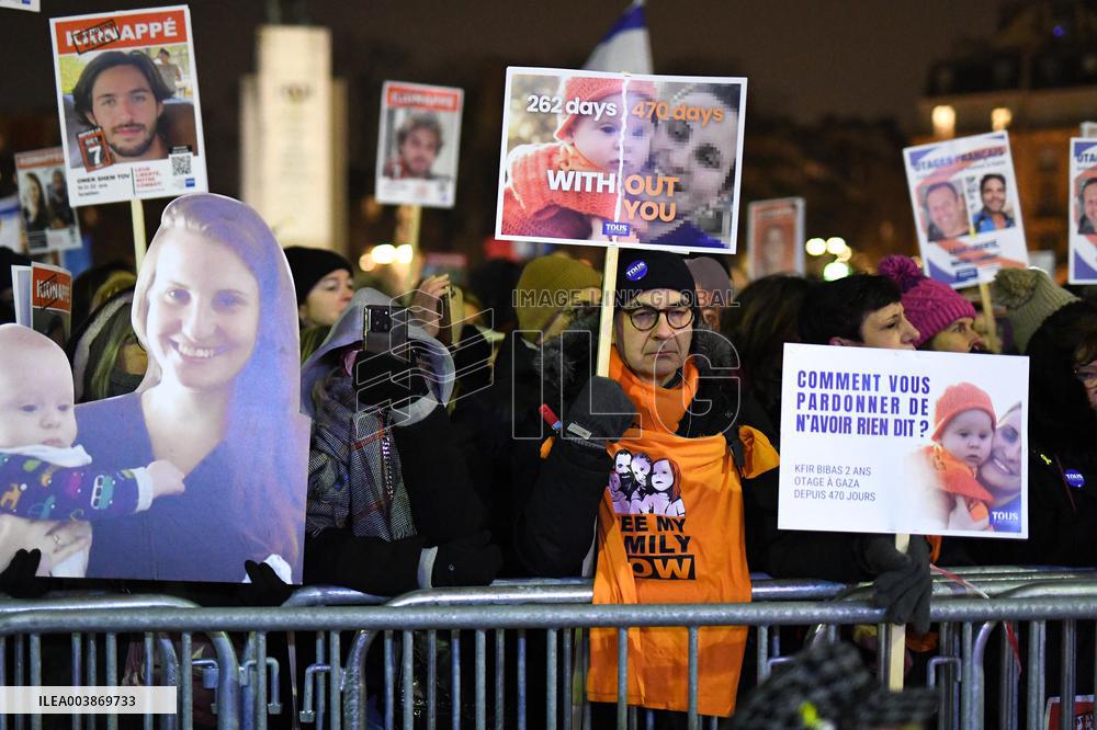 Rally In Support To The Hostages Held By Hamas - Paris