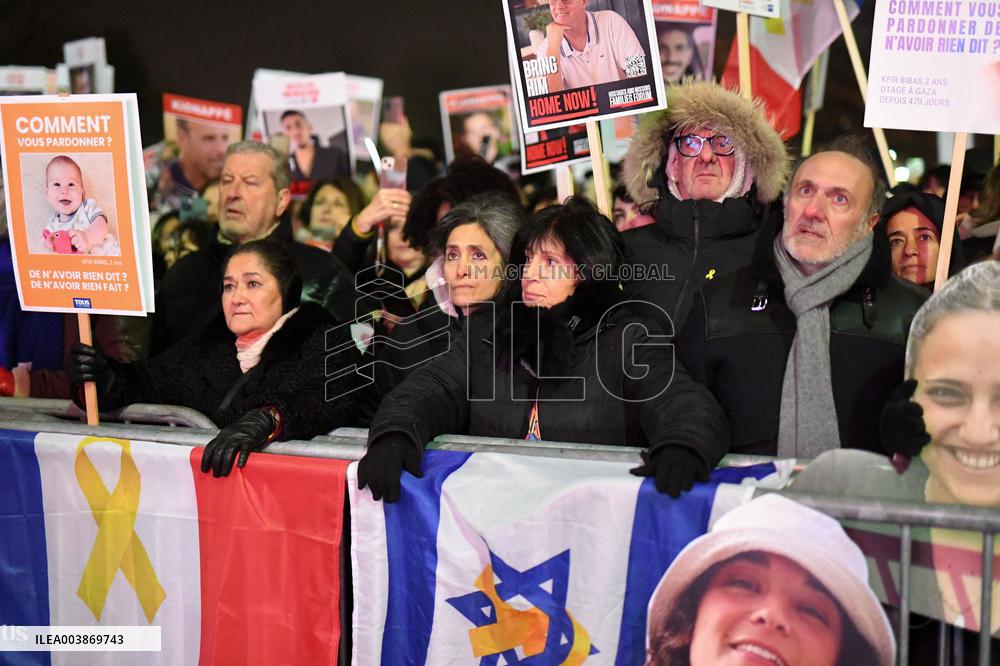 Rally In Support To The Hostages Held By Hamas - Paris