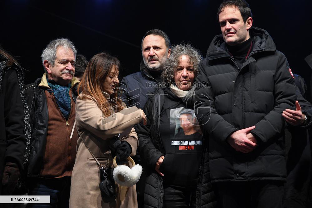 Rally In Support To The Hostages Held By Hamas - Paris