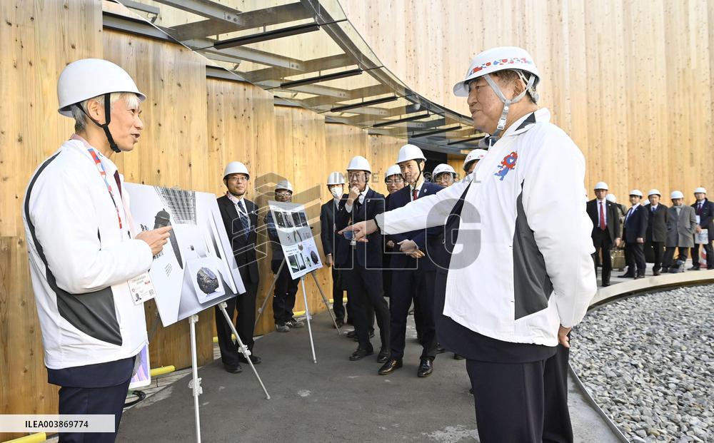 Japan PM Ishiba visits World Expo site
