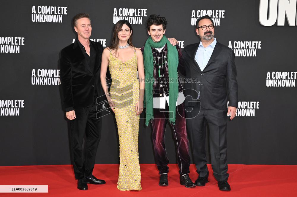A Complete Unknown Premiere in Rome - Italy