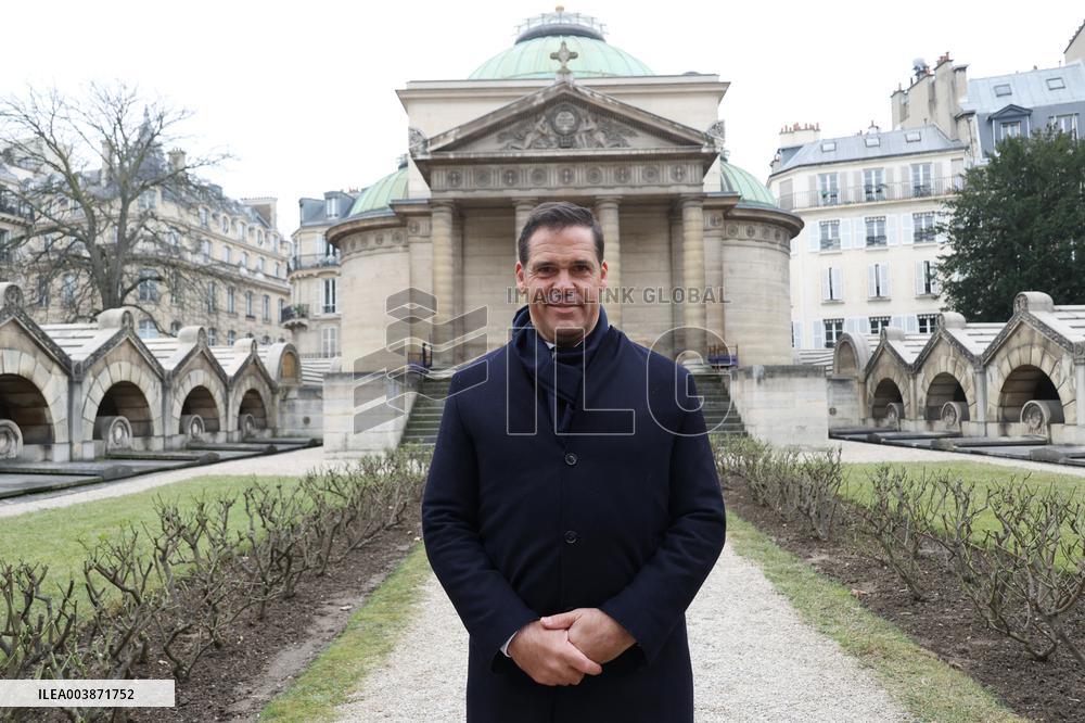 Exclusive - Louis Alphonse Of Bourbon At A Mass In Honor Of Louis Xvi - Paris