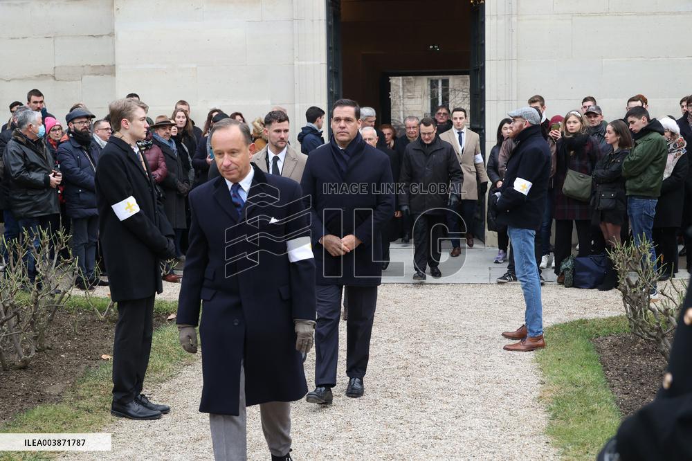 Exclusive - Louis Alphonse Of Bourbon At A Mass In Honor Of Louis Xvi - Paris