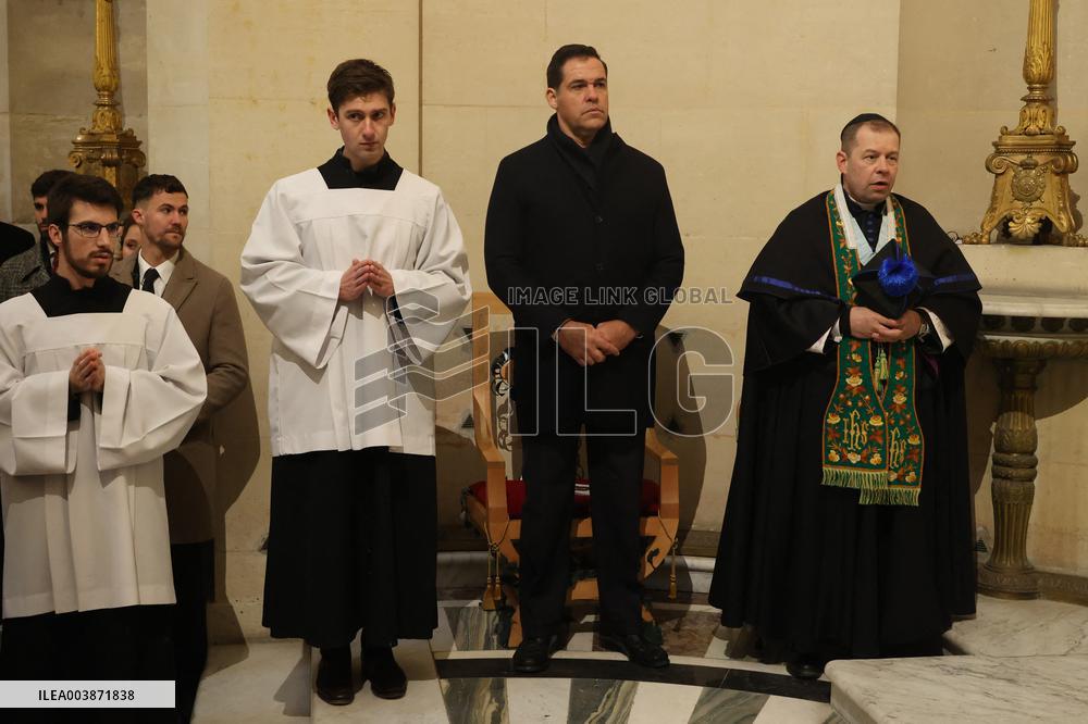 Exclusive - Louis Alphonse Of Bourbon At A Mass In Honor Of Louis Xvi - Paris