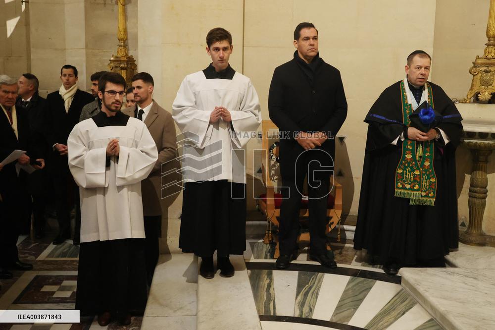 Exclusive - Louis Alphonse Of Bourbon At A Mass In Honor Of Louis Xvi - Paris
