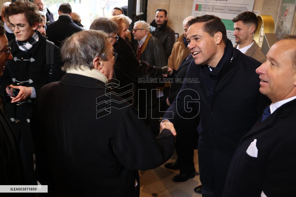 Exclusive - Louis Alphonse Of Bourbon At A Mass In Honor Of Louis Xvi - Paris