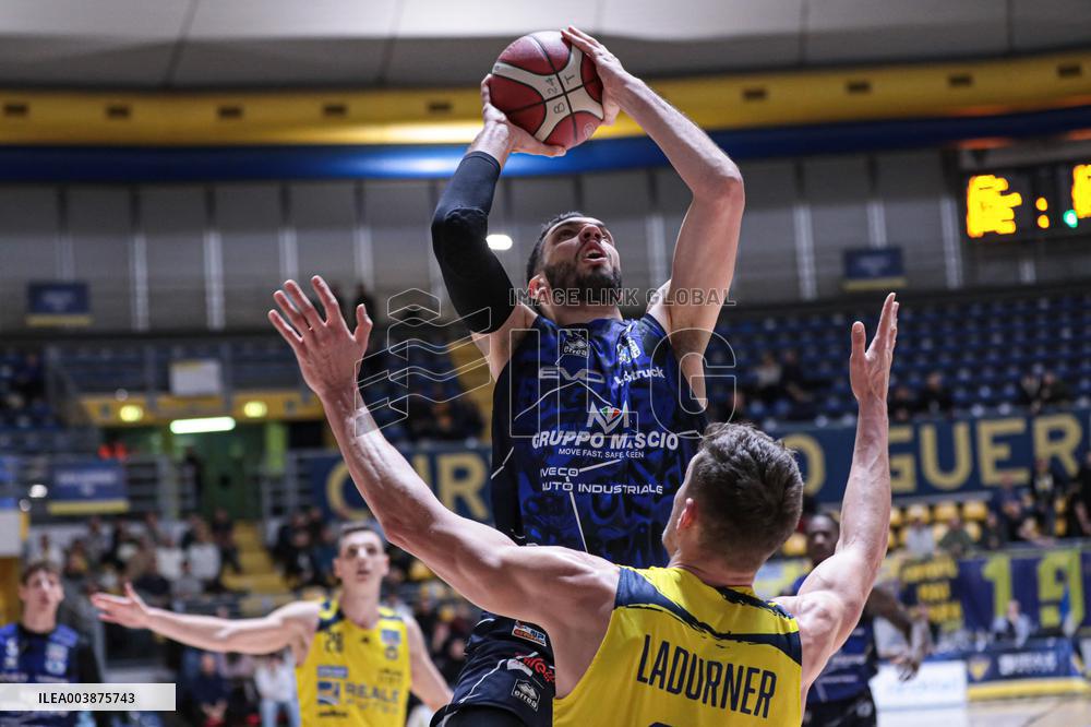 BASKET - Serie A2 - Reale Mutua basket Torino vs Gruppo Mascio Orzinuovi