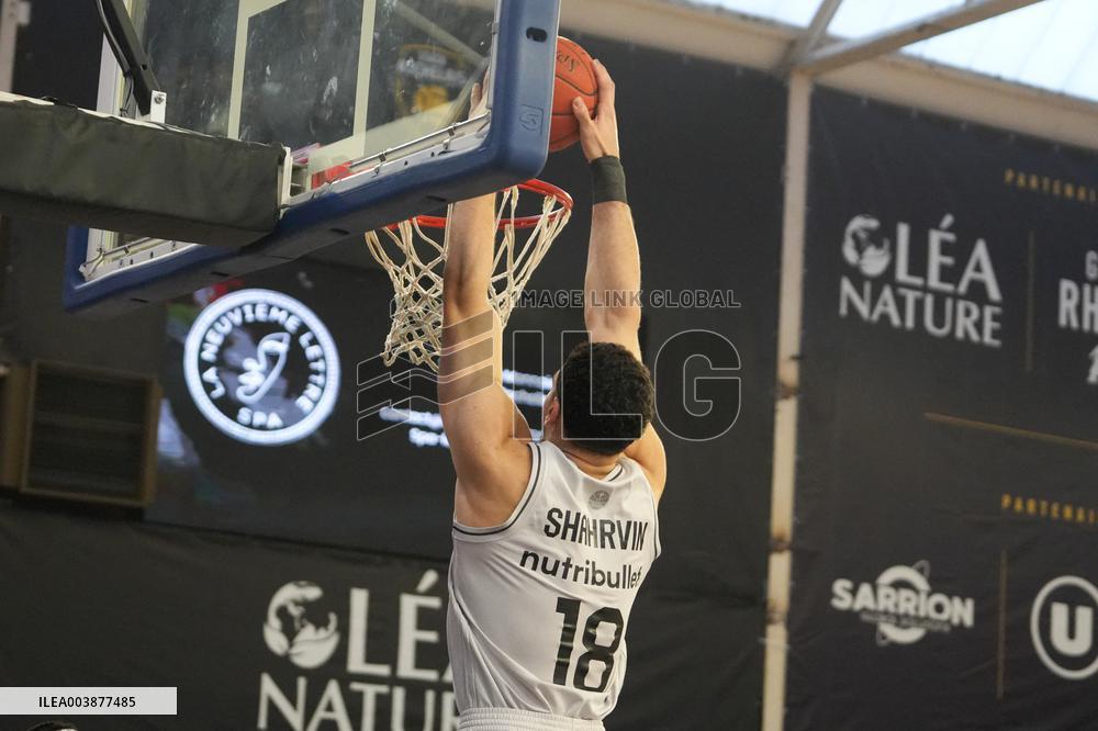 Basketball - La Rochelle V Paris