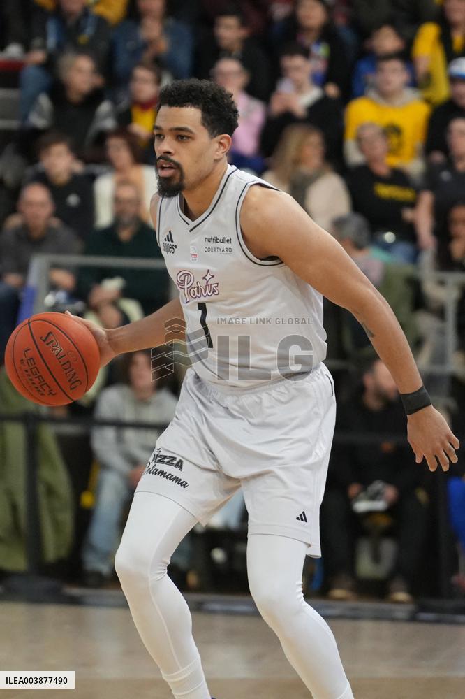 Basketball - La Rochelle V Paris