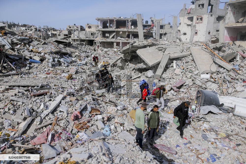 Displaced Residents Return To Their Homes After Over A Year Of Conflic - Gaza