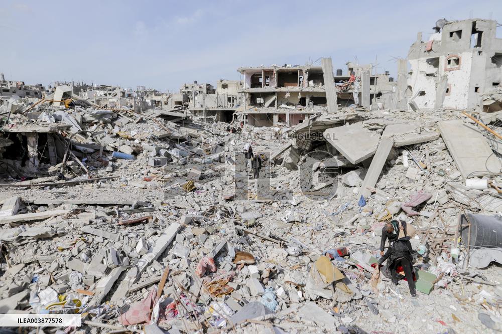 Displaced Residents Return To Their Homes After Over A Year Of Conflic - Gaza