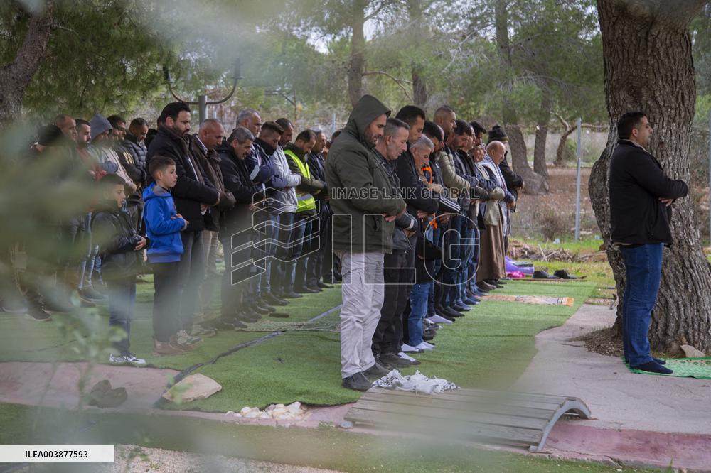 Israeli Occupation Forces Suppressed Palestinian Worshipers Near Mount Sbeih