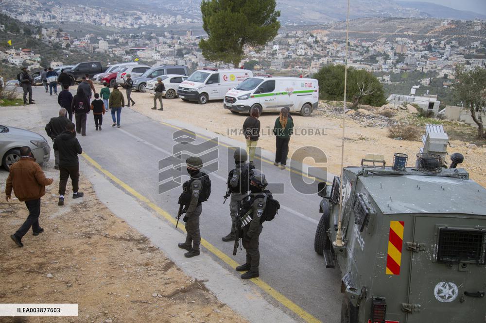 Israeli Occupation Forces Suppressed Palestinian Worshipers Near Mount Sbeih