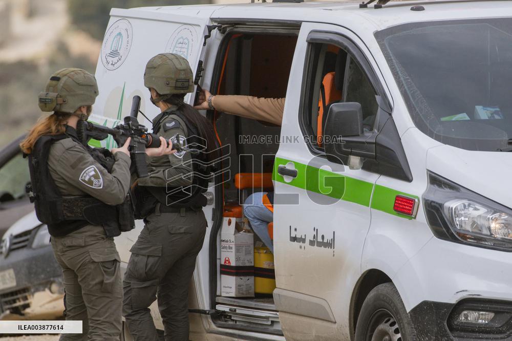 Israeli Occupation Forces Suppressed Palestinian Worshipers Near Mount Sbeih