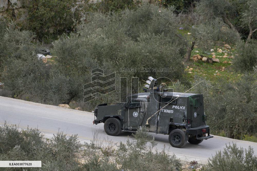 Israeli Occupation Forces Suppressed Palestinian Worshipers Near Mount Sbeih