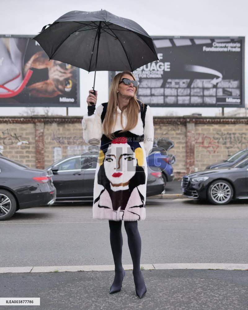 MFW - Anna Dello Russo Sighting