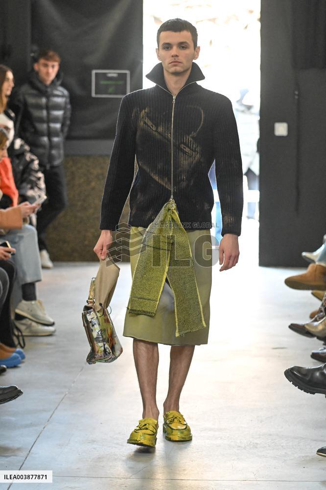 MFW - Simon Cracker Runway
