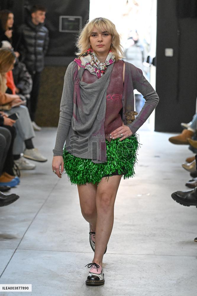 MFW - Simon Cracker Runway