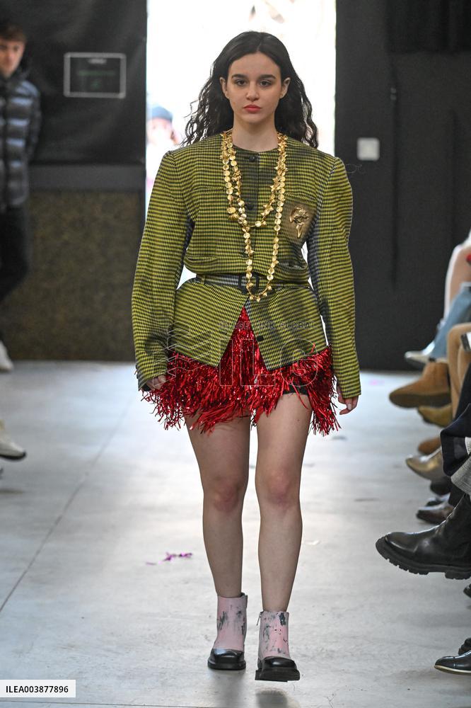 MFW - Simon Cracker Runway