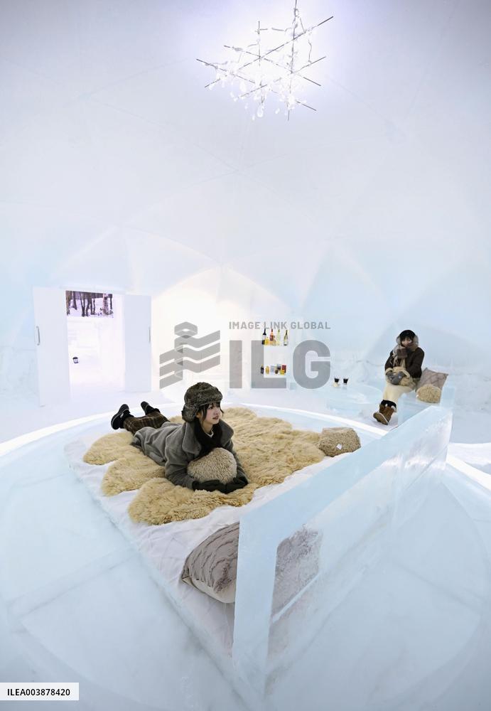 Northern Japan hotel made of ice