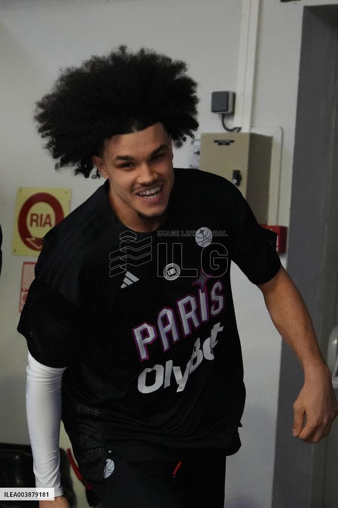 Basketball - La Rochelle V Paris