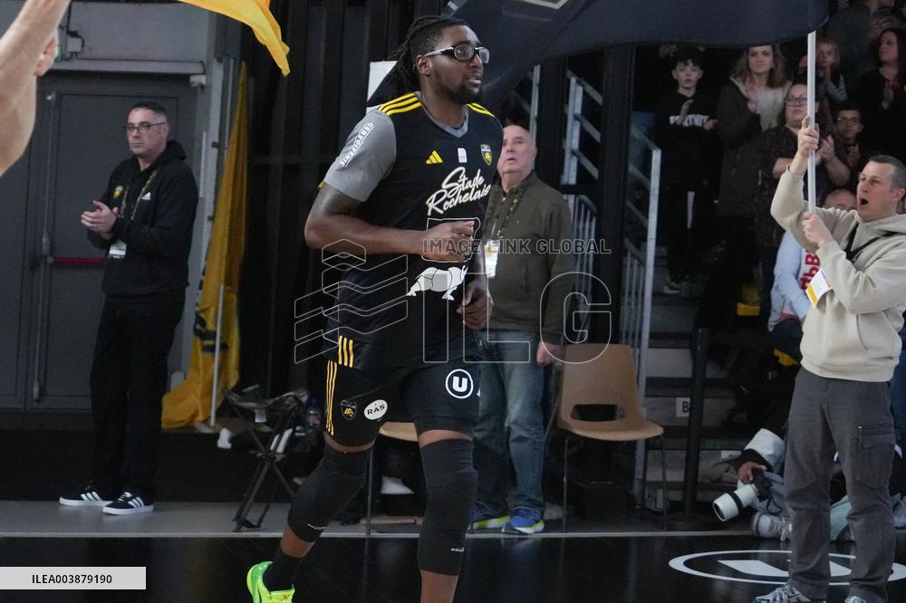 Basketball - La Rochelle V Paris