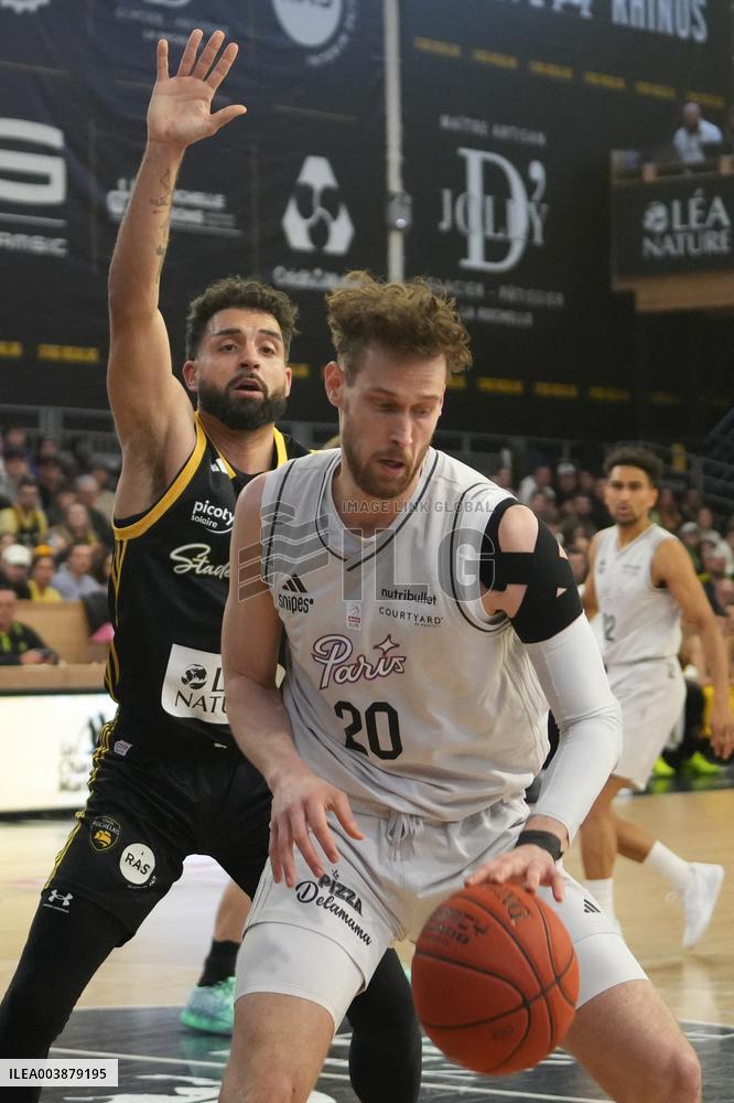 Basketball - La Rochelle V Paris