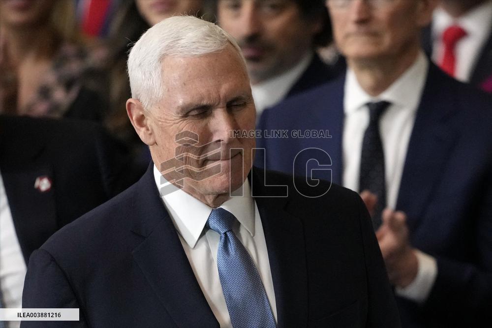 Trump and Vance Swearing-In Ceremony - USA