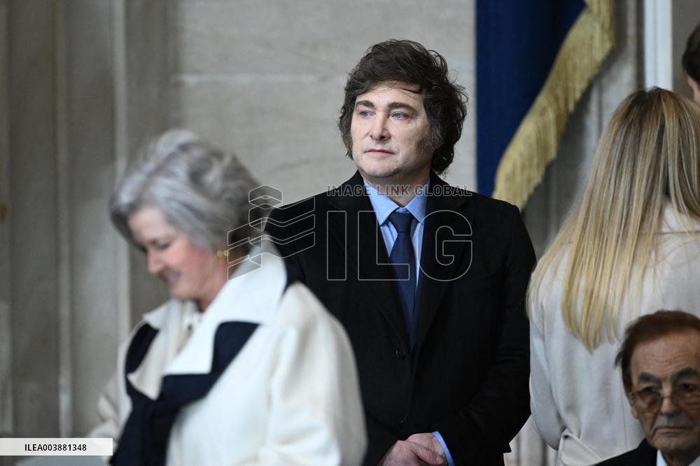 Trump and Vance Swearing-In Ceremony - USA