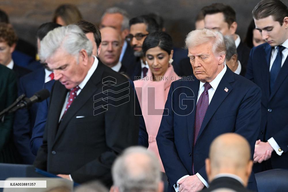Trump and Vance Swearing-In Ceremony - USA