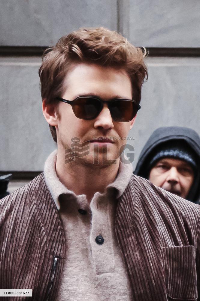 MFW - Giorgio Armani Arrivals - Milan