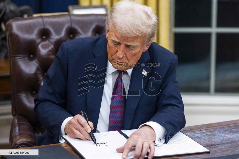 President Trump Numerous Executive Orders On The First Day Of His Presidency - DC