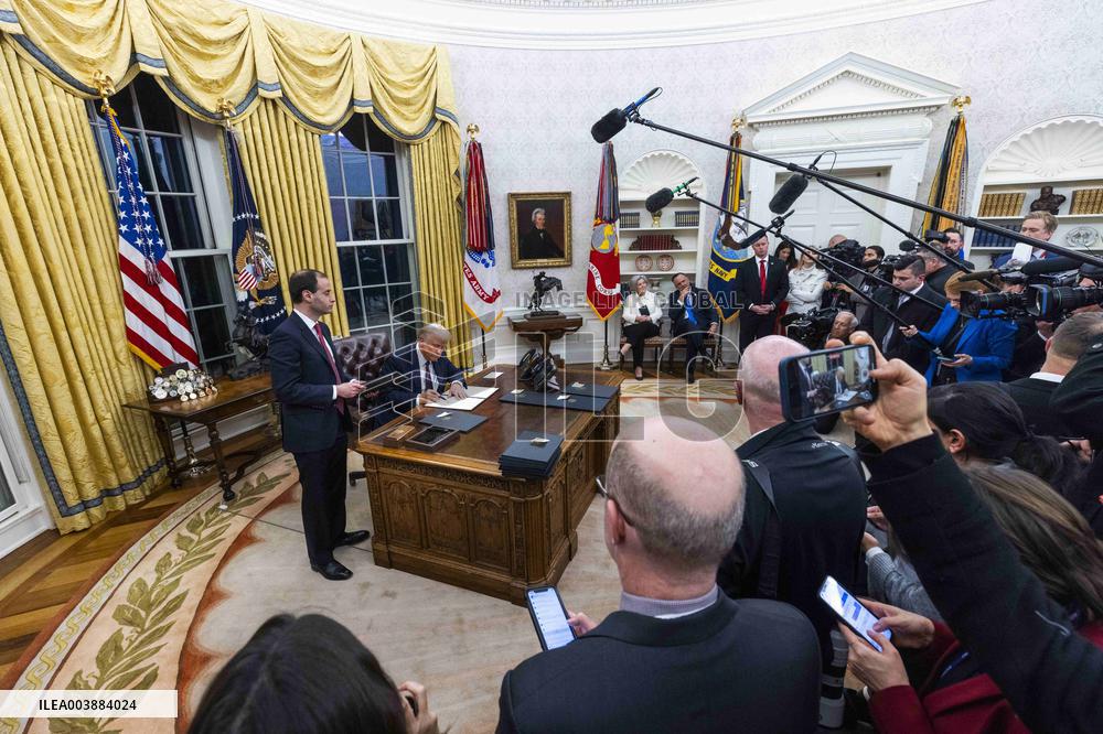 President Trump Numerous Executive Orders On The First Day Of His Presidency - DC