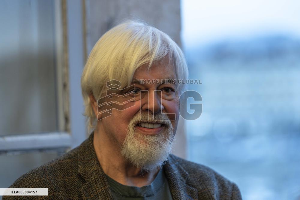 Paul Watson Meets With Mayor Benoit Payan - Marseille