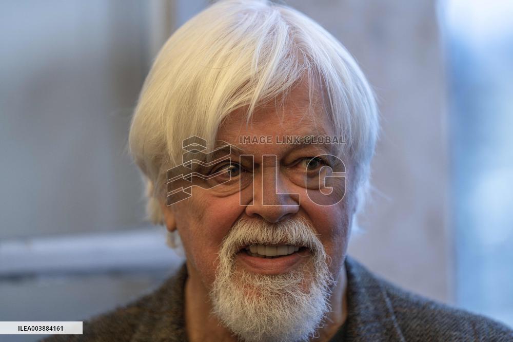 Paul Watson Meets With Mayor Benoit Payan - Marseille